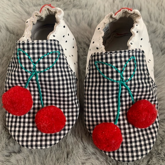 Robeez soft soles for babies - Picture 1 of 5